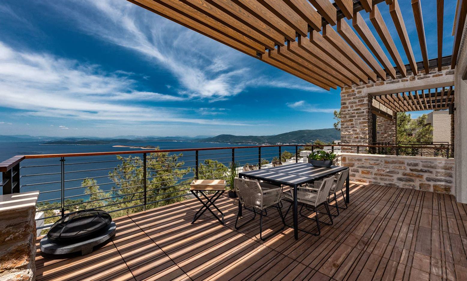 Mesa Bodrum Royal White Property